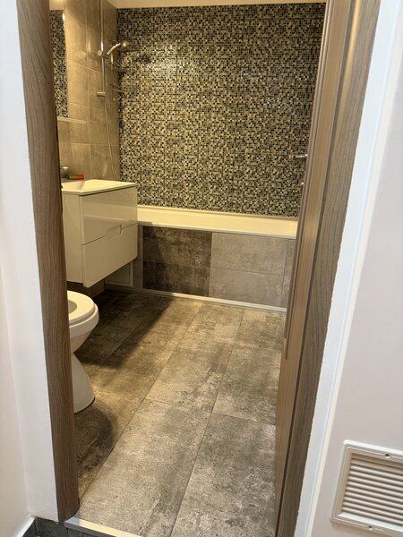 Metrou Piata Sudului 2 minute, ap. 2 cam. mobilat, utilat, bloc anvelopat.